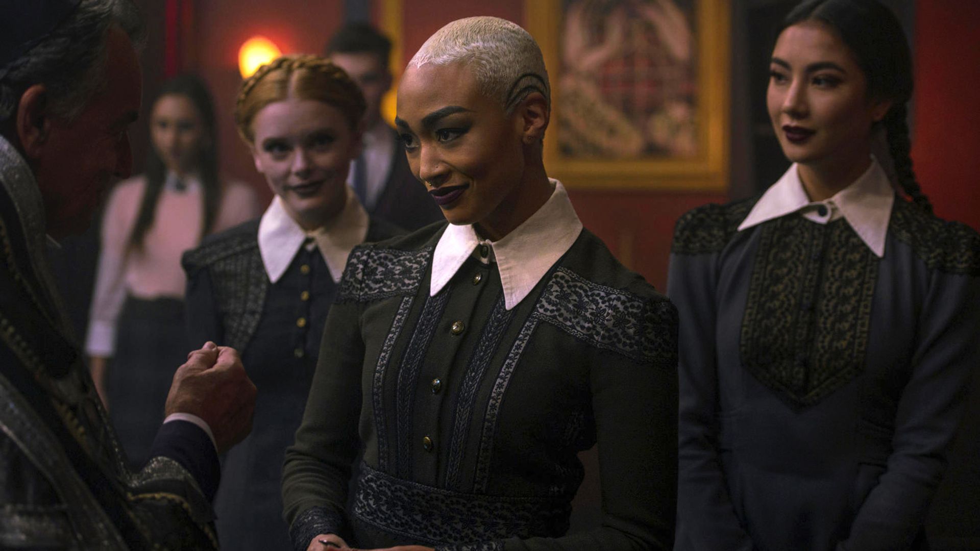 Tati Gabrielle en la serie 'Chilling Adventures of Sabrina'