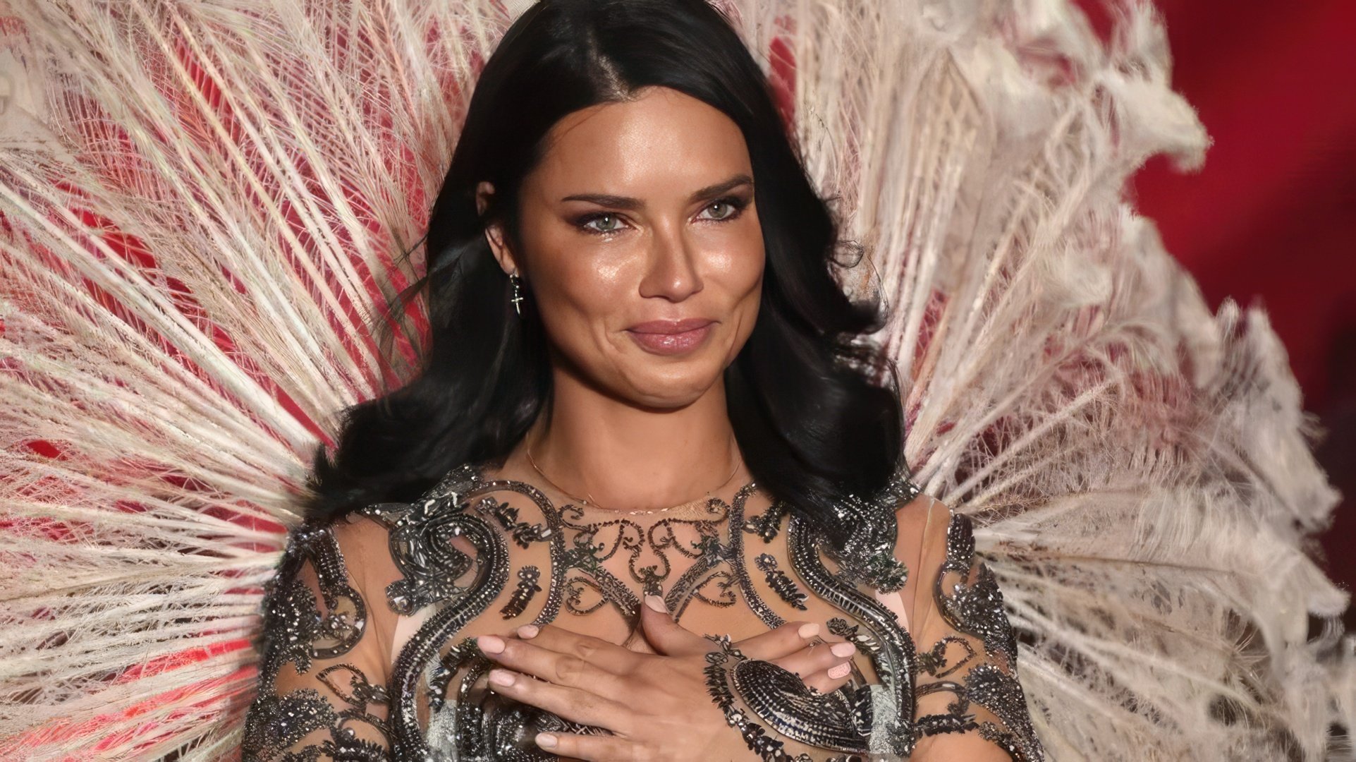 Adriana Lima en el último desfile de Victoria's Secret