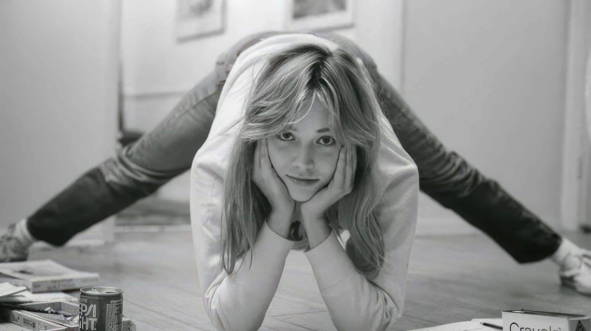 Joven Sharon Stone sin maquillaje