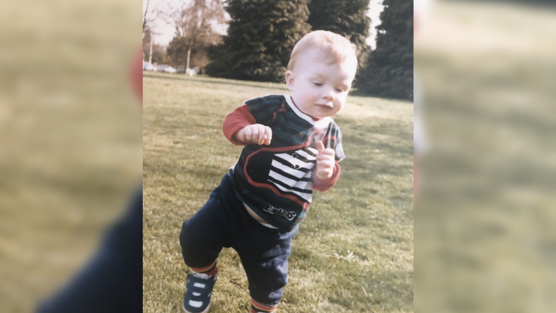 Noel Fisher de niño