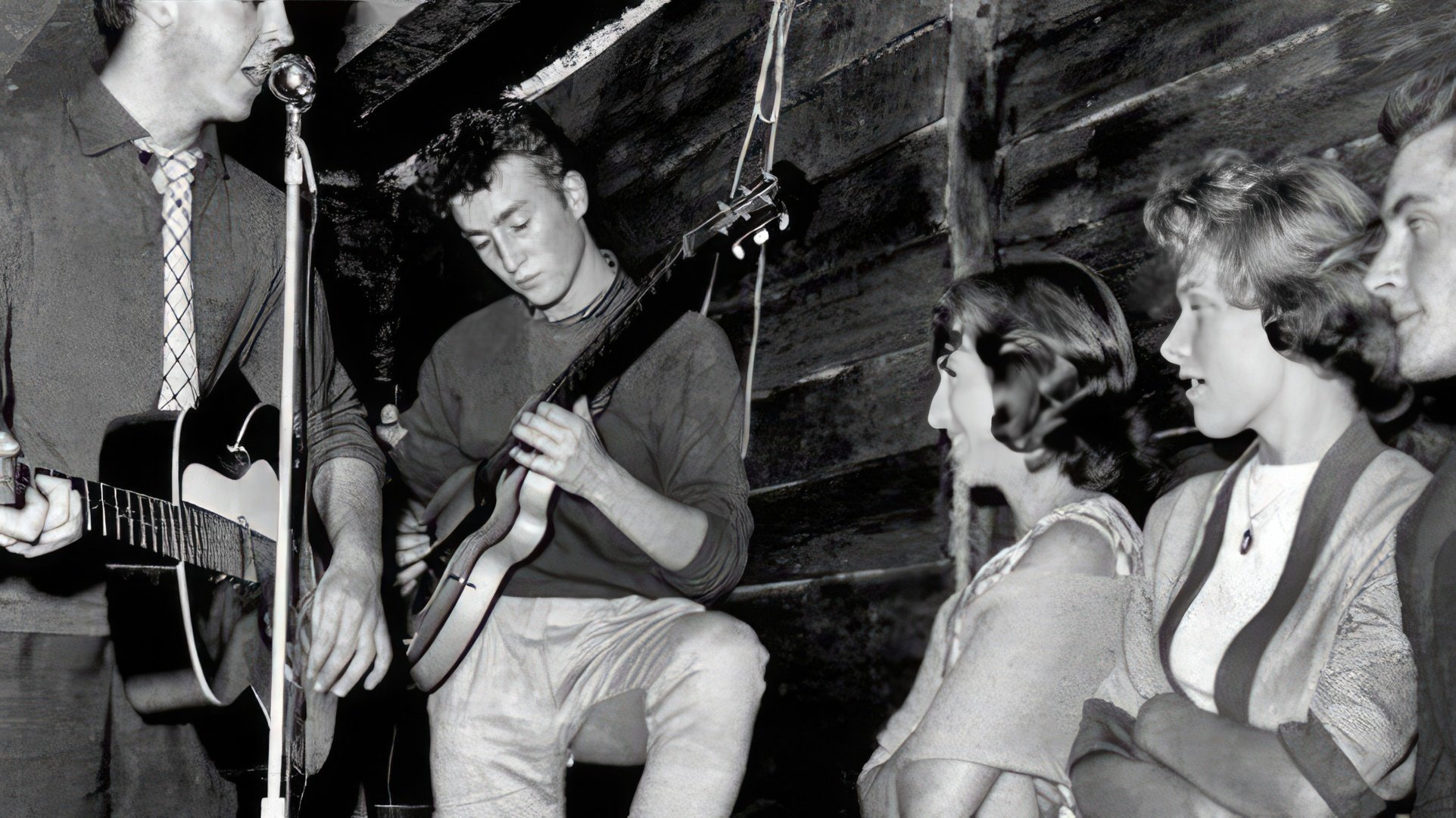 John Lennon y Paul McCartney en The Quarrymen