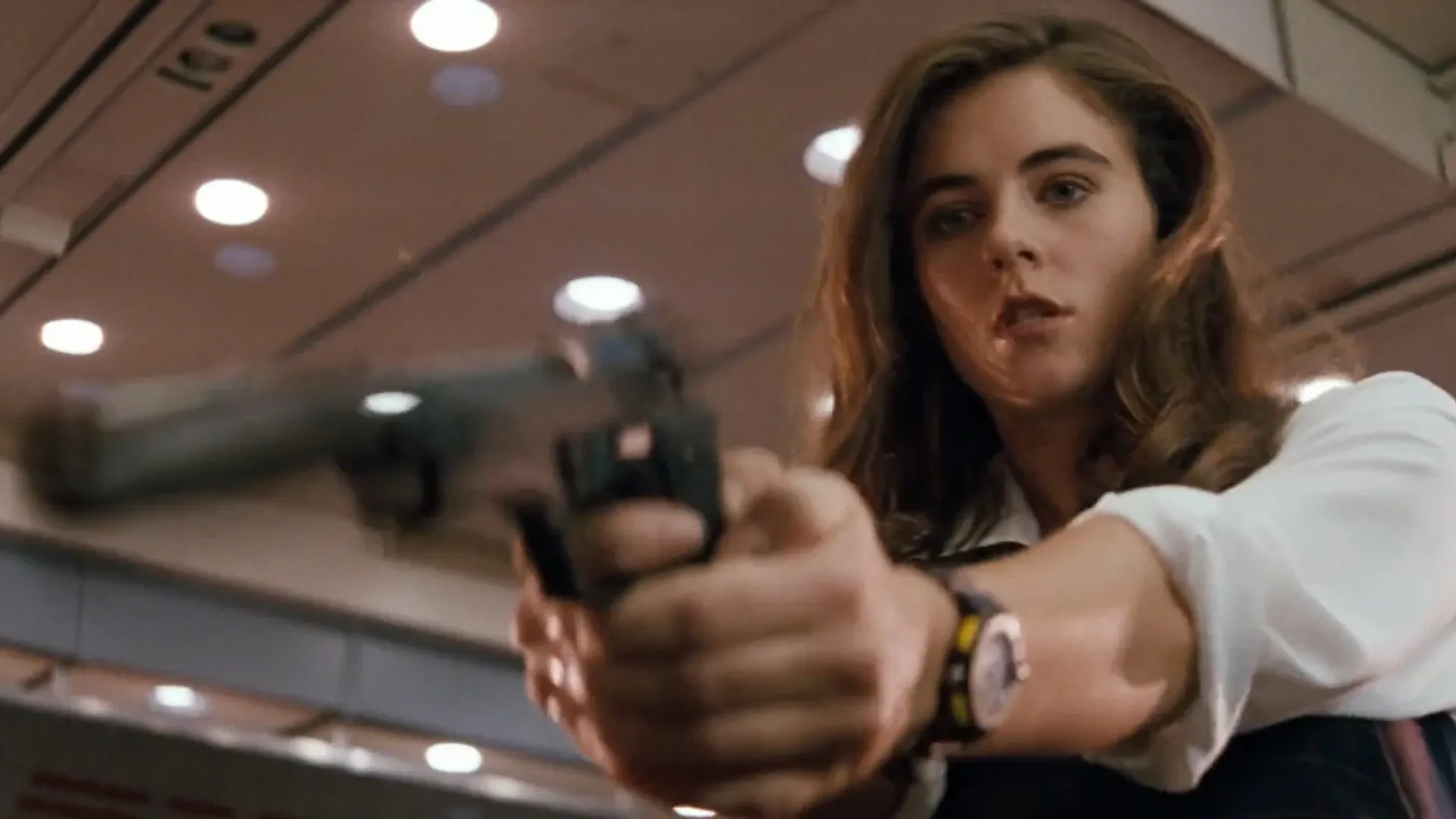 Una escena de 'Passenger 57'