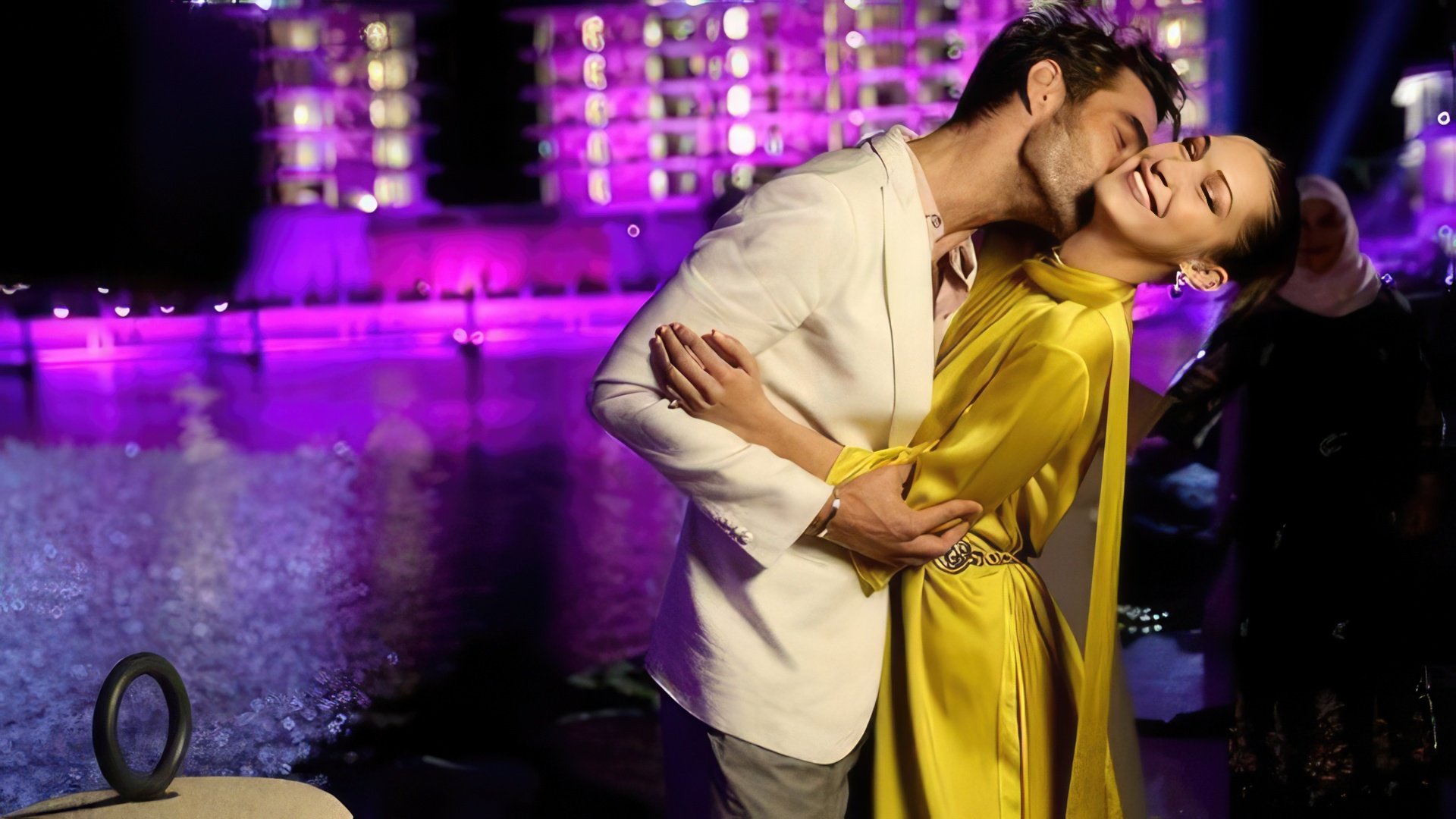 Bella Hadid y John Cortaharena