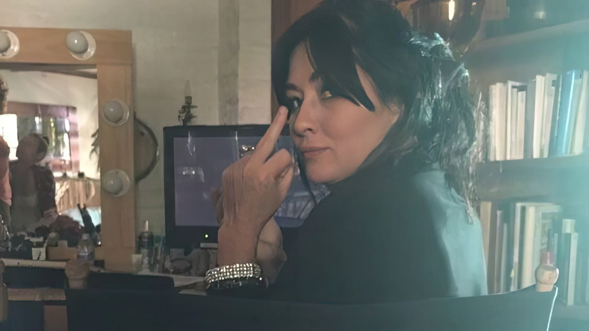 Shannen Doherty en el set de "Bethany"