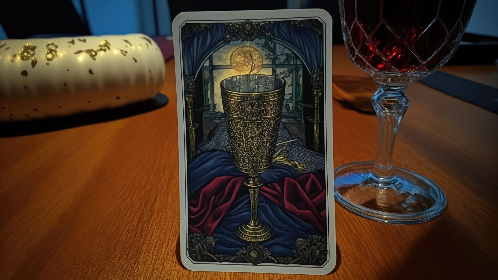 El significado clave de la carta del As de Copas es que tu negocio está en ascenso