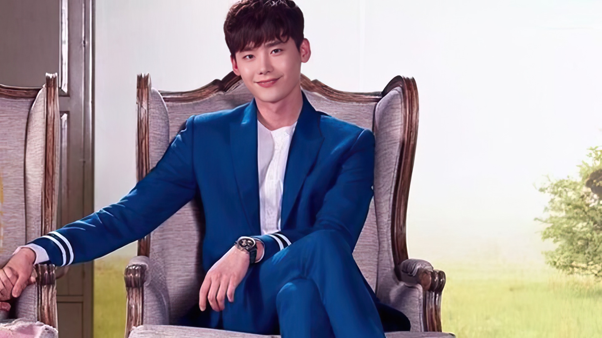 Lee Jong-Suk en 'W'