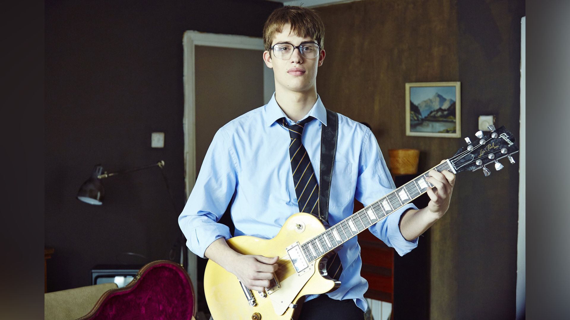 Nicolas Galitzine en The Beat Beneath My Feet