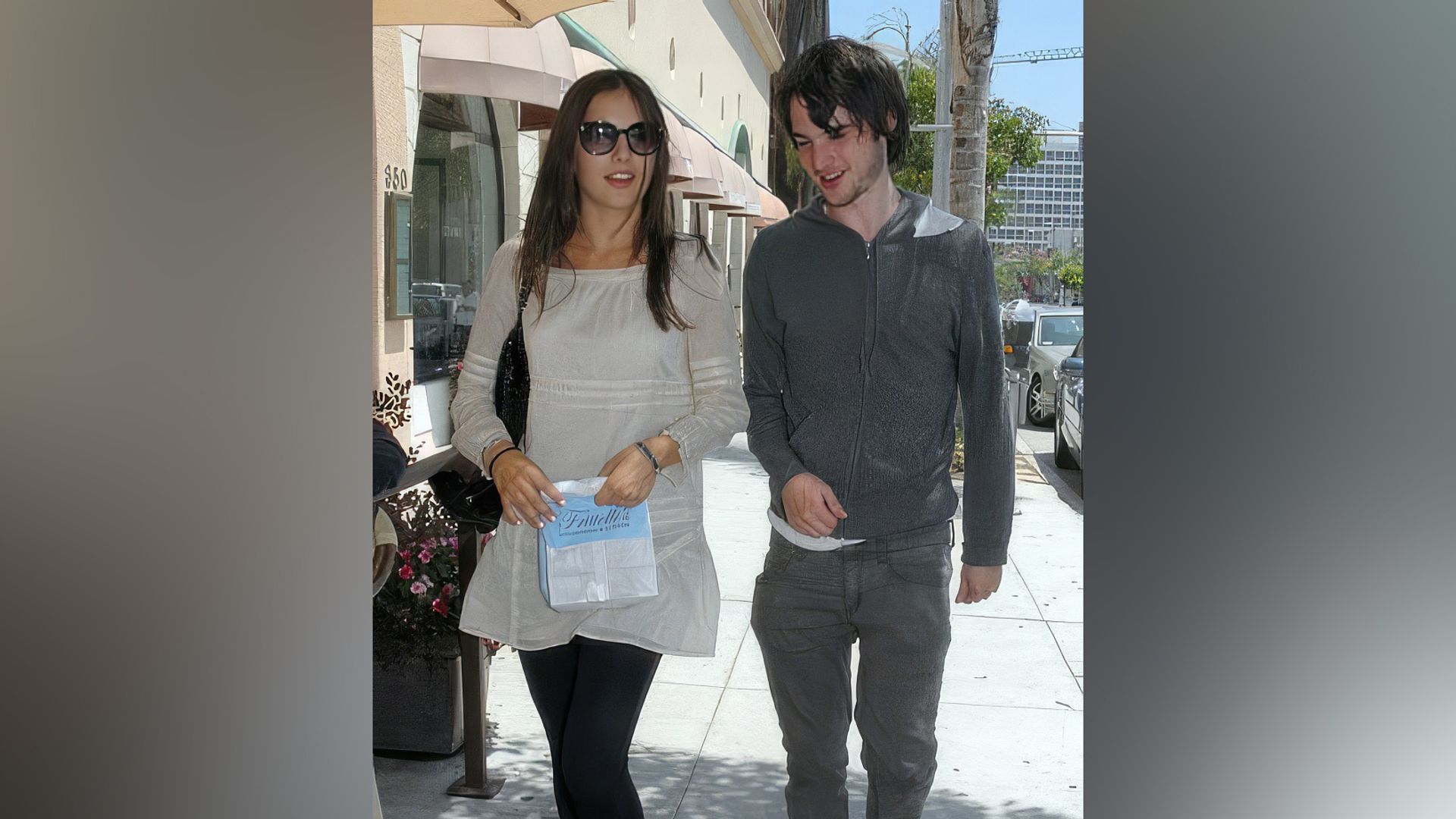Tom Sturridge y Camilla Belle