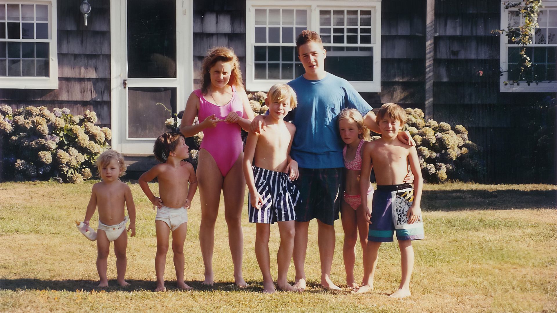 Kieran Culkin (extremo derecho) con sus hermanos y hermanas