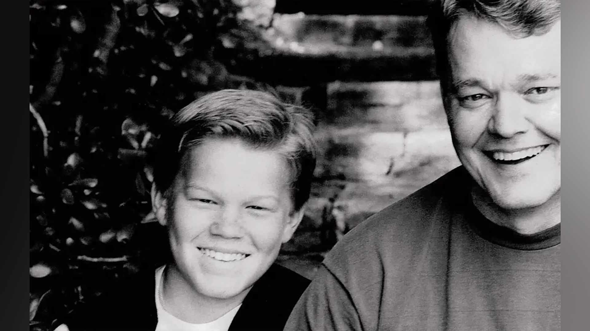 Jesse Plemons con su padre