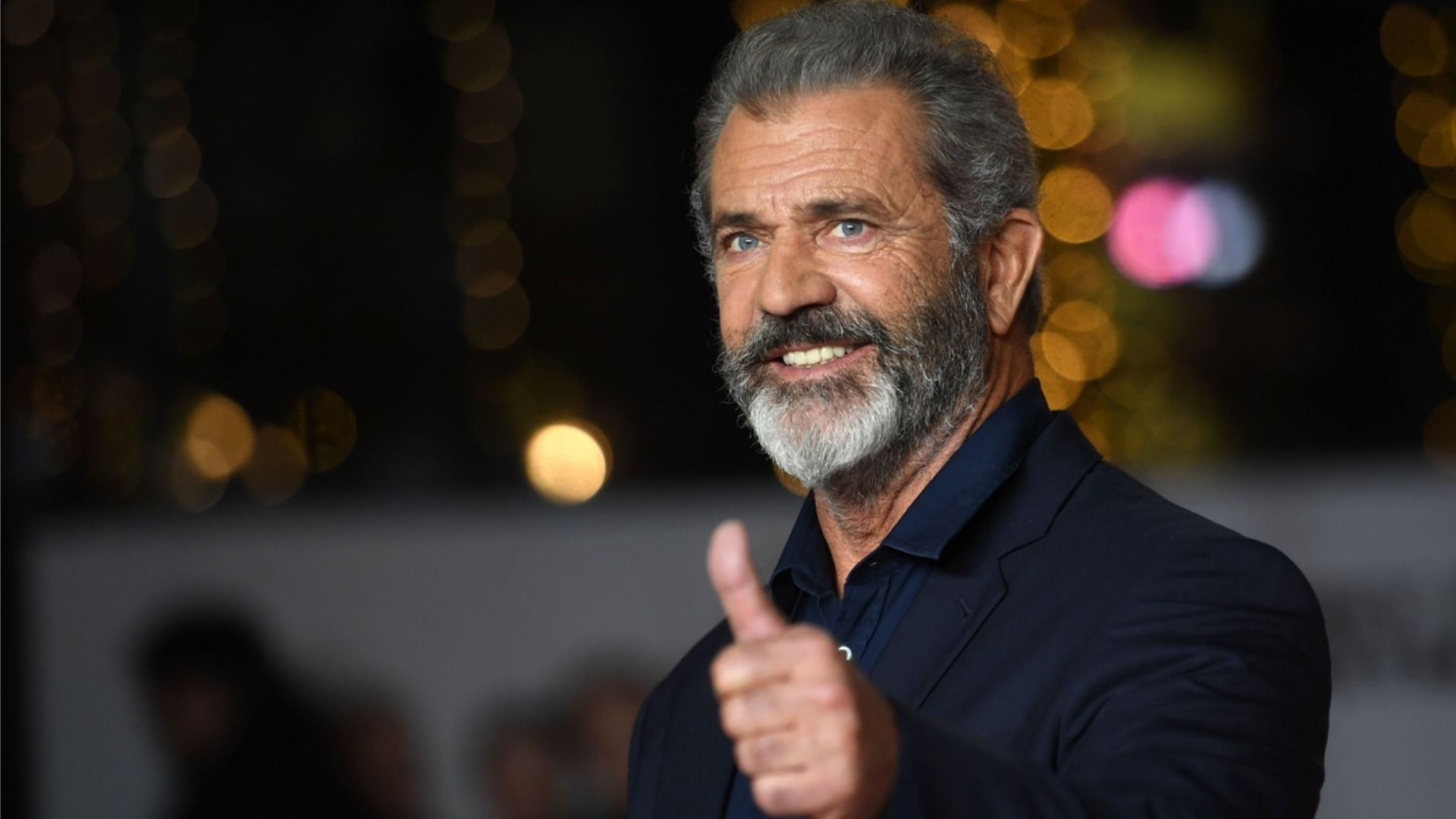 Mel Gibson planea revivir la carrera de Shia LaBeouf, quien ha sido `cancelado`