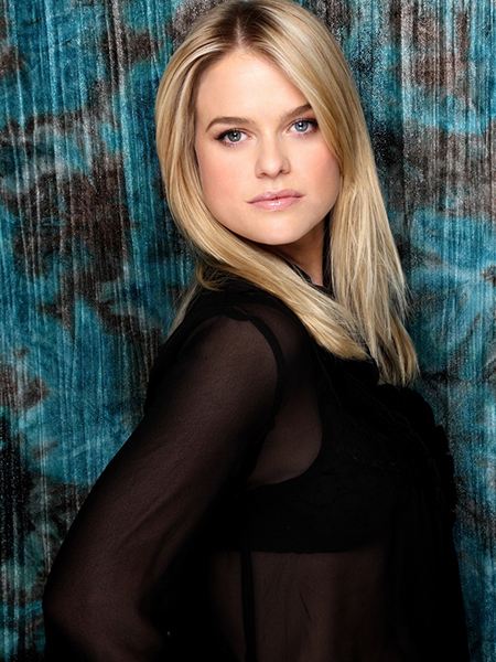 foto de Alice Eve 2